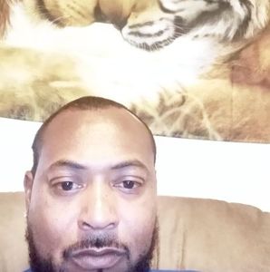 Meet your Posher, Larry